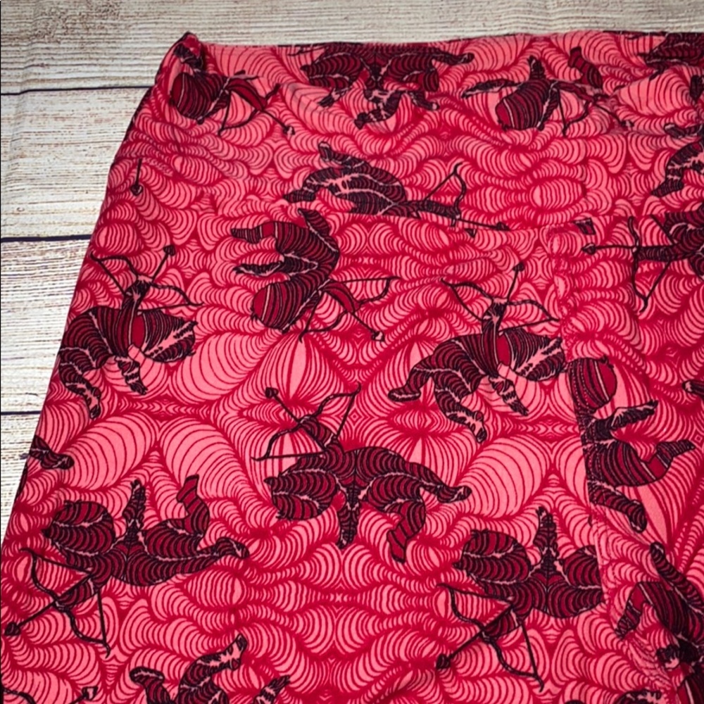 New Lularoe Disney/Valentines TC Leggings Bundle - Picture 3 of 6
